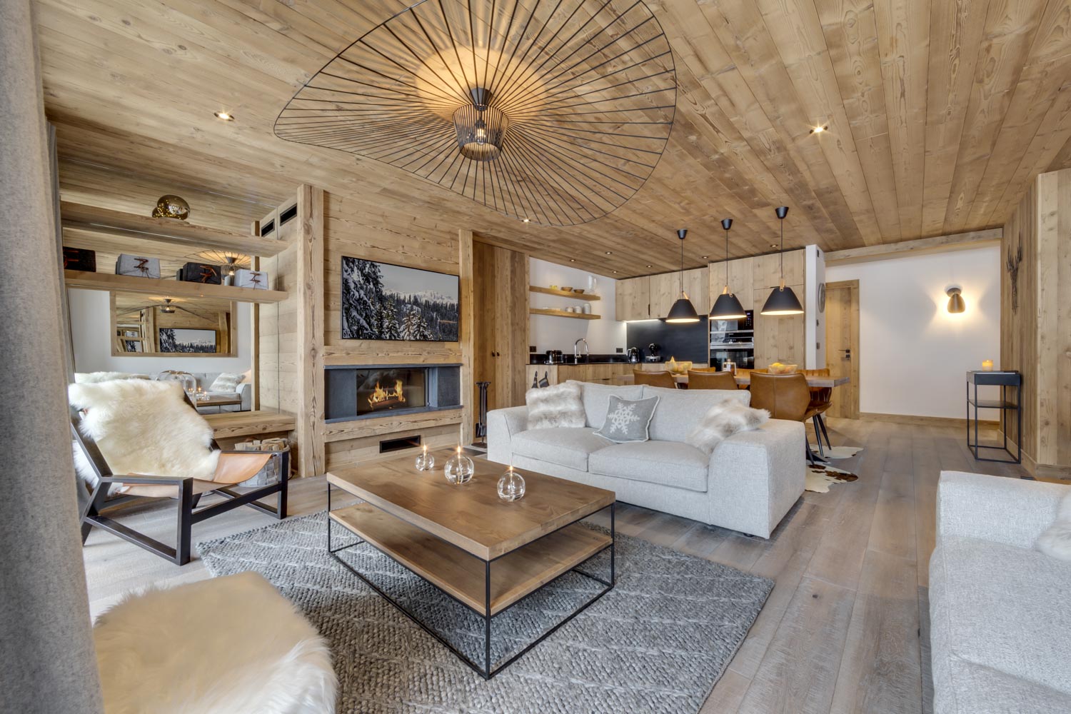 Luxury Apartment - Val d'Isère - Living Room - Fireplace