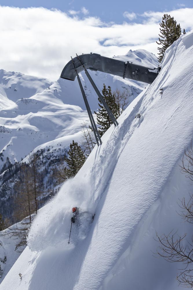 Planks Clothing - Jim Adlington - Powder Turn - Ski - Off Piste - Gazex - Avalanche - Val d'Isère